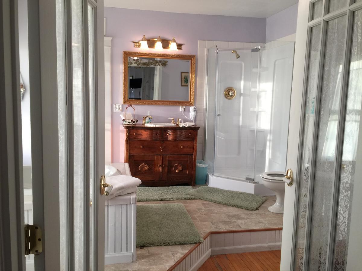 Scarlett House Victorian B & B Janesville Exterior foto