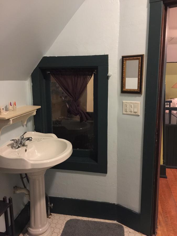 Scarlett House Victorian B & B Janesville Exterior foto